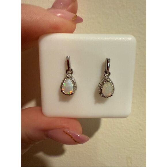 Beautiful Genuine Ethiopian Opal Drop Earrings in 925 Sterling Silver - Picture 1 of 4